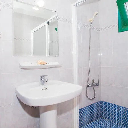 Sal Y Mar Apartment *